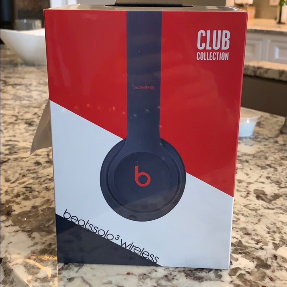 Beats by Dre beatssolo3 wireless club edition